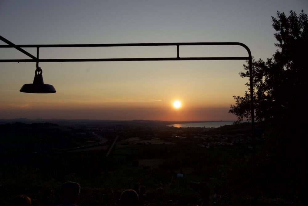 Sunset follow the sun castello di granarola