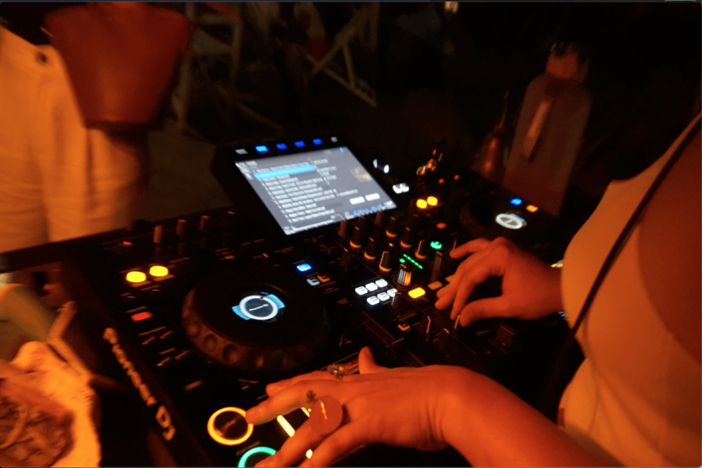 Dj at follow the sun castello di granarola